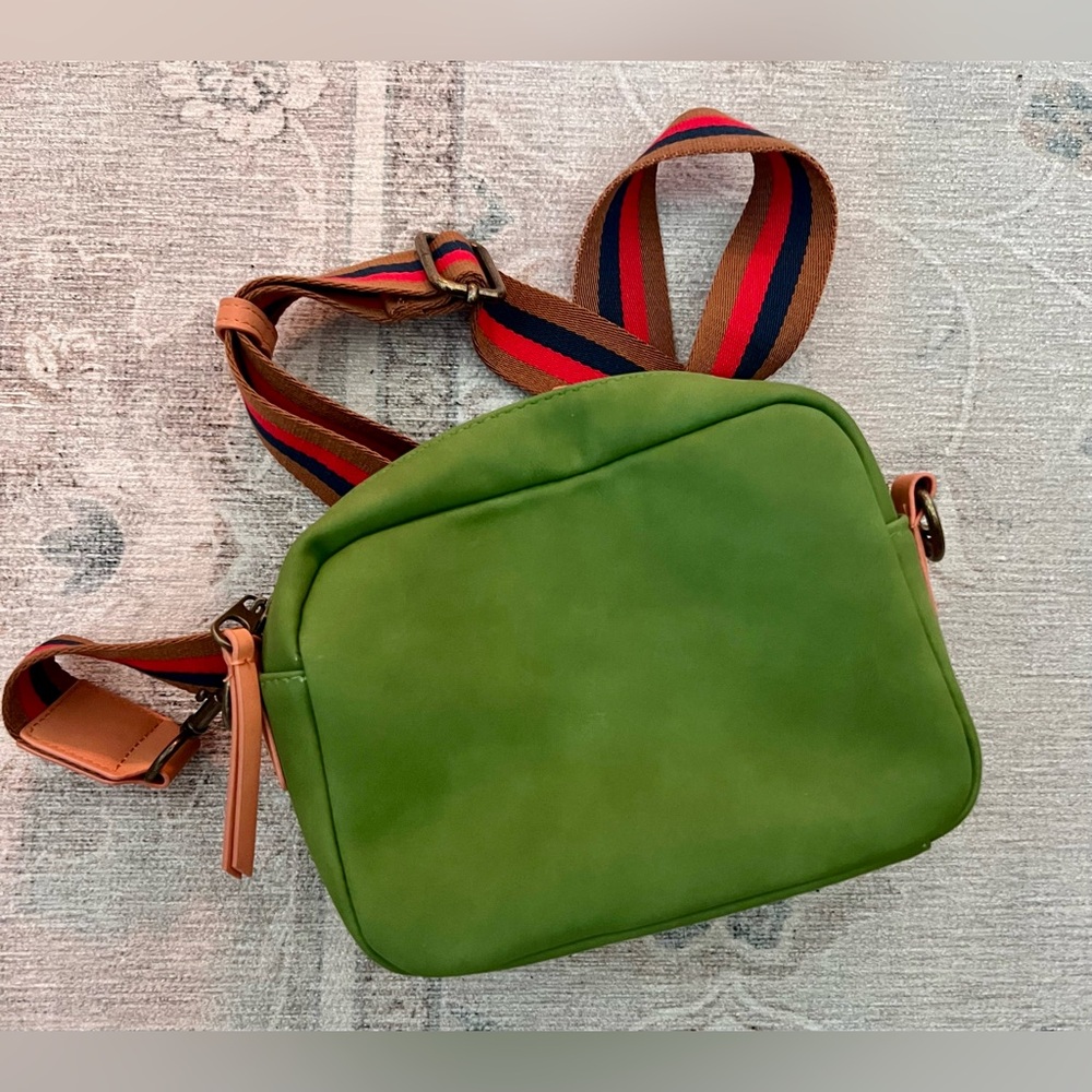 Universal Thread Olive Crossbody With Striped Str… - image 1